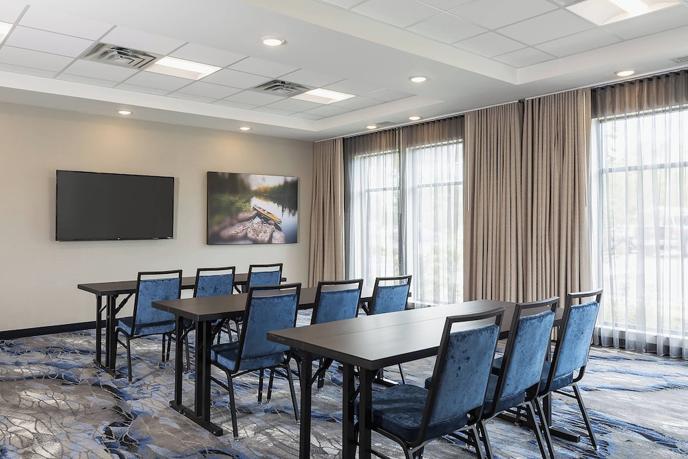 Fairfield Inn & Suites by Marriott Minneapolis North Blaine - photo 27