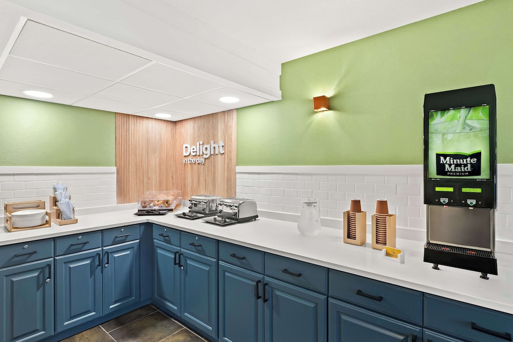 Spark by Hilton Wichita East - photo 31