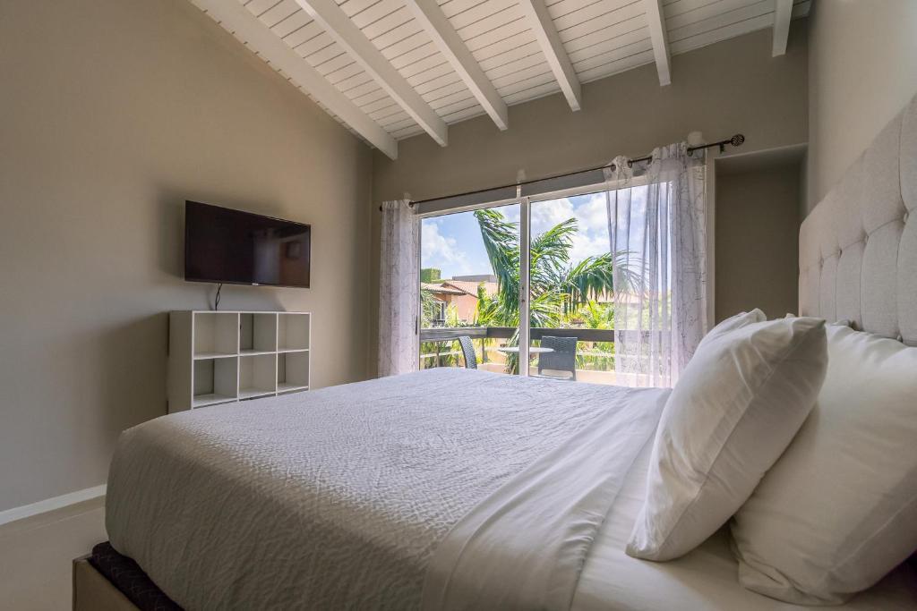 Jardines del Mar 3 — 4-Star Luxury Hotel in Oranjestad, Aruba