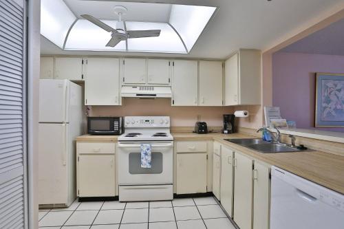 305 Kima - carbon neutral hotel in Saint Pete Beach