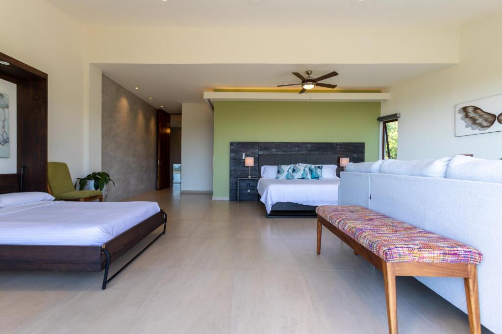 Casa Puerto Bahía Ocean View Pool and gym — 4-Star Luxury Hotel in Cruz De Huanacaxtle, Mexico