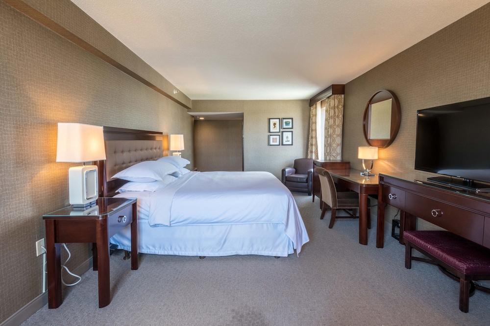 Sheraton Harrisburg Hershey Hotel - photo 11
