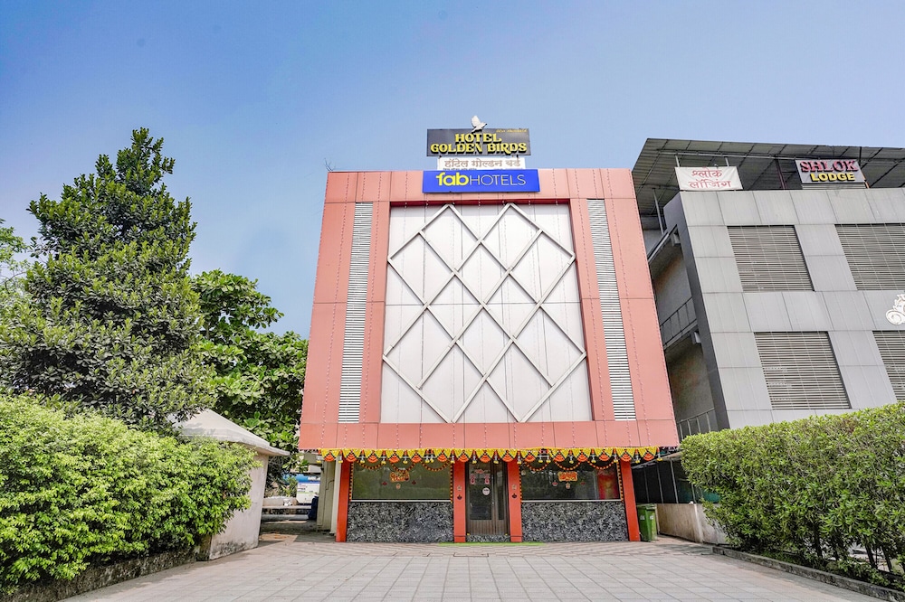 Fabhotel Golden Bird in Navi Mumbai, India