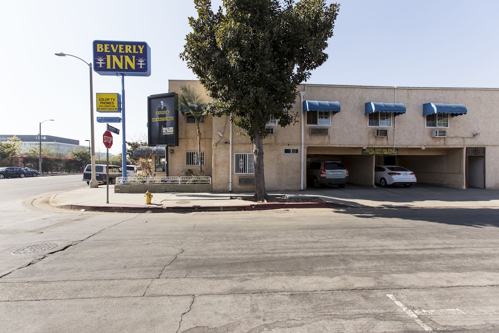 Beverly Inn - photo 57
