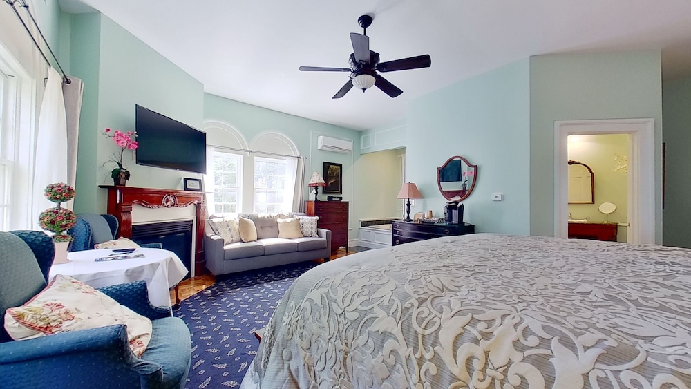 John Joseph Inn - photo 22