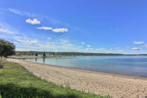 311 Water Street Inn — hotel in Boyne City