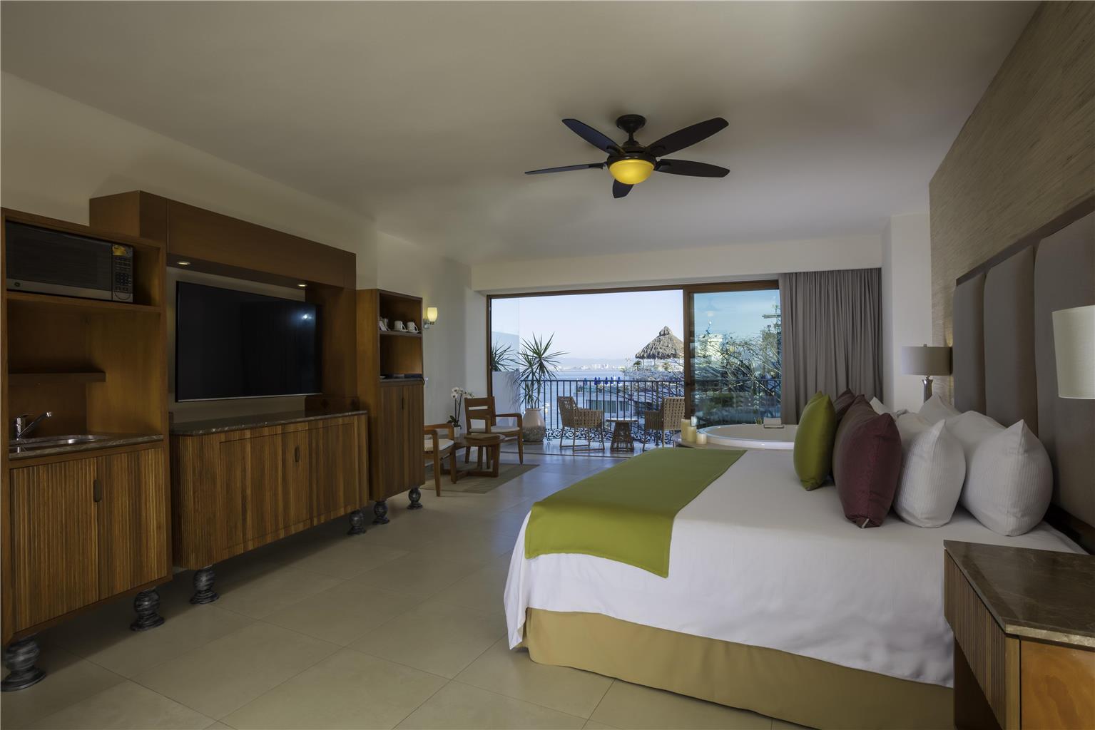 Romance Suite Ocean View