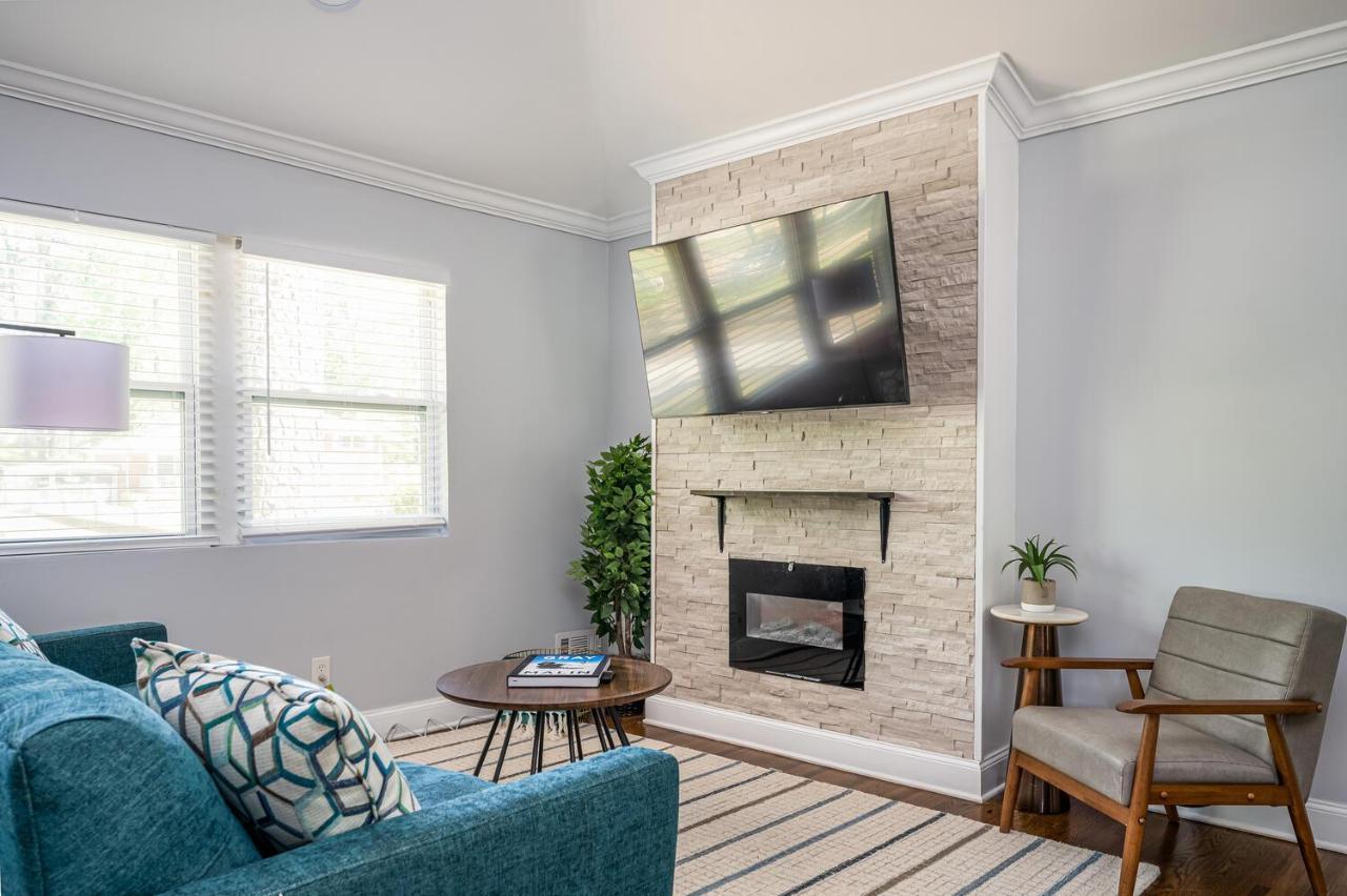 NEW Spacious Decatur Oasis w Fire Pit Mins to ATL in Decatur, United States