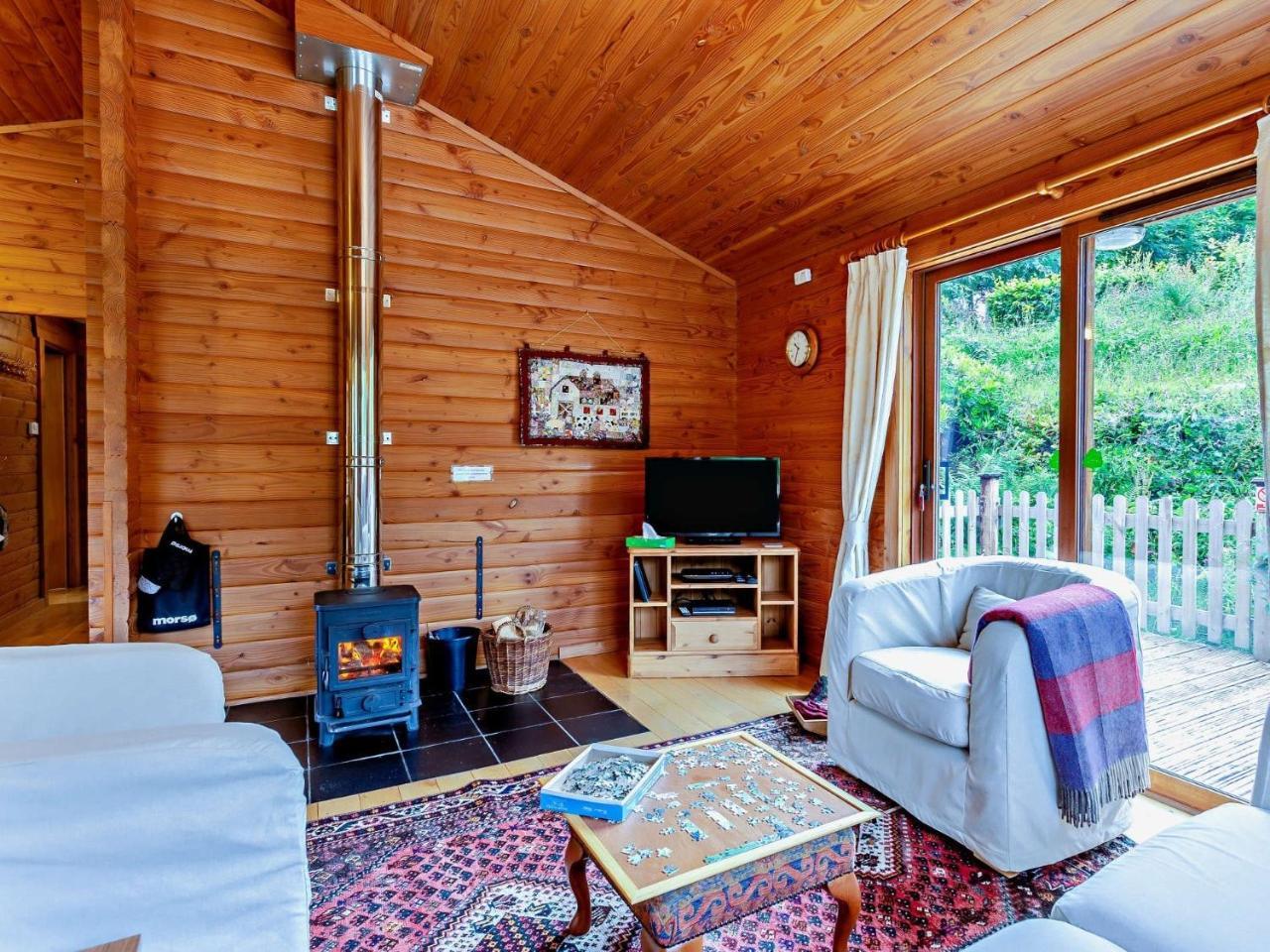2 Bed in Balmacara 94921 - carbon neutral hotel in Unknown City