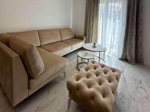 Two Bedroom Apartment with Terrace and Swimming pool — 4-Star Luxury Hotel in Zagvozd, Croatia