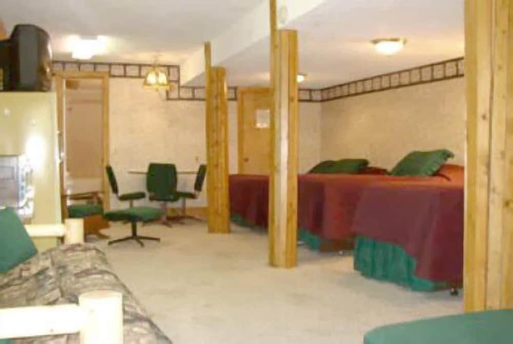 Brundage Inn - photo 7