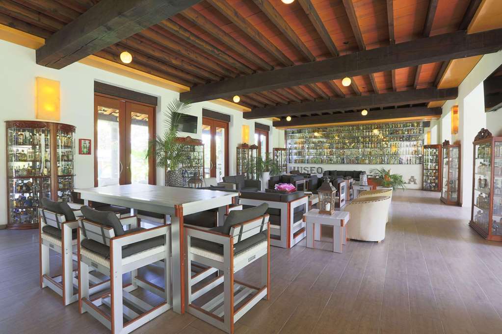 Bar/Lounge
