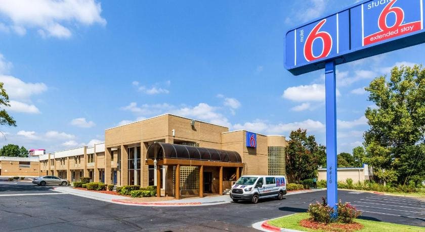 Studio 6 Charlotte NC - last minute hotel in Charlotte