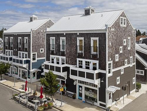 Fish Tales by Seabrook Hospitality in Huntington Beach, United States