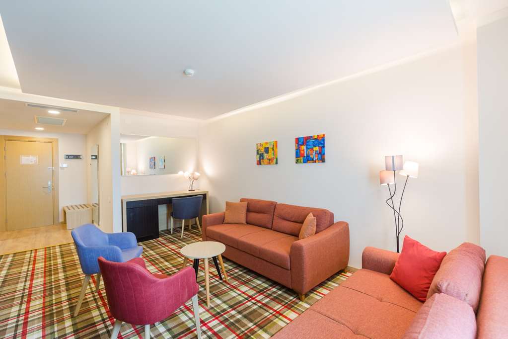 Suite Living Room
