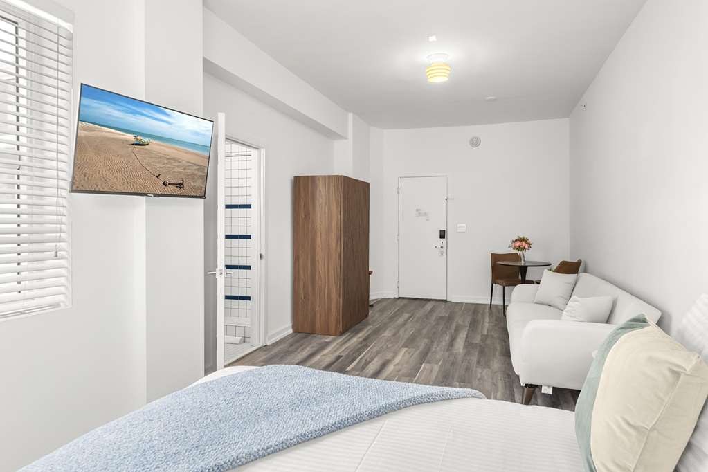Global Luxury Suites at The Apex Miami - photo 67