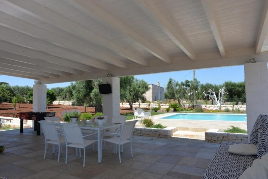 Trullo Genesi in Cisternino, Italy