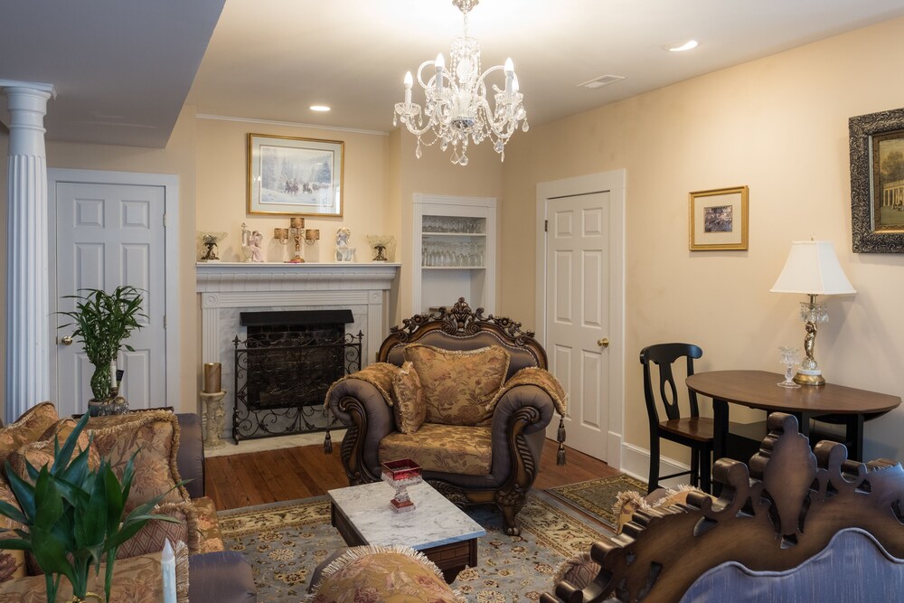 Dennison Street Inn Bed & Breakfast - featured photo
