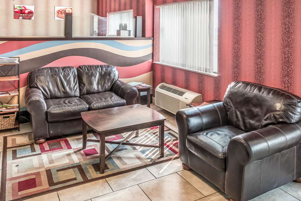 Quality Inn & Suites Mankato East - photo 7