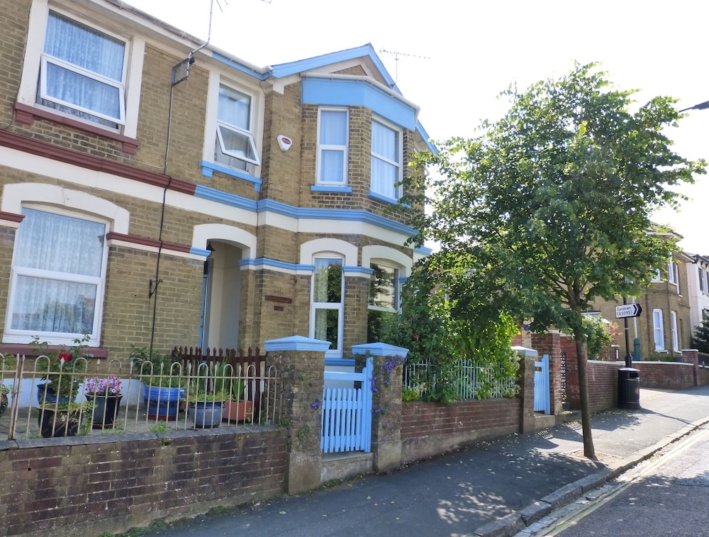 Lyndean in Shanklin, United Kingdom