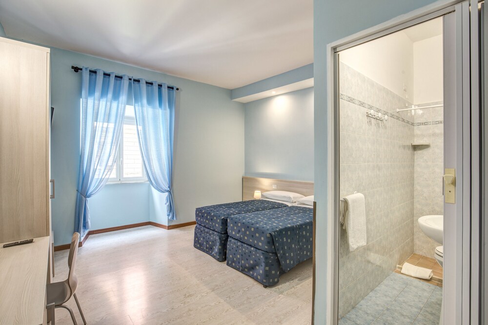 Hotel Nuova Monaco - last minute hotel in Rome