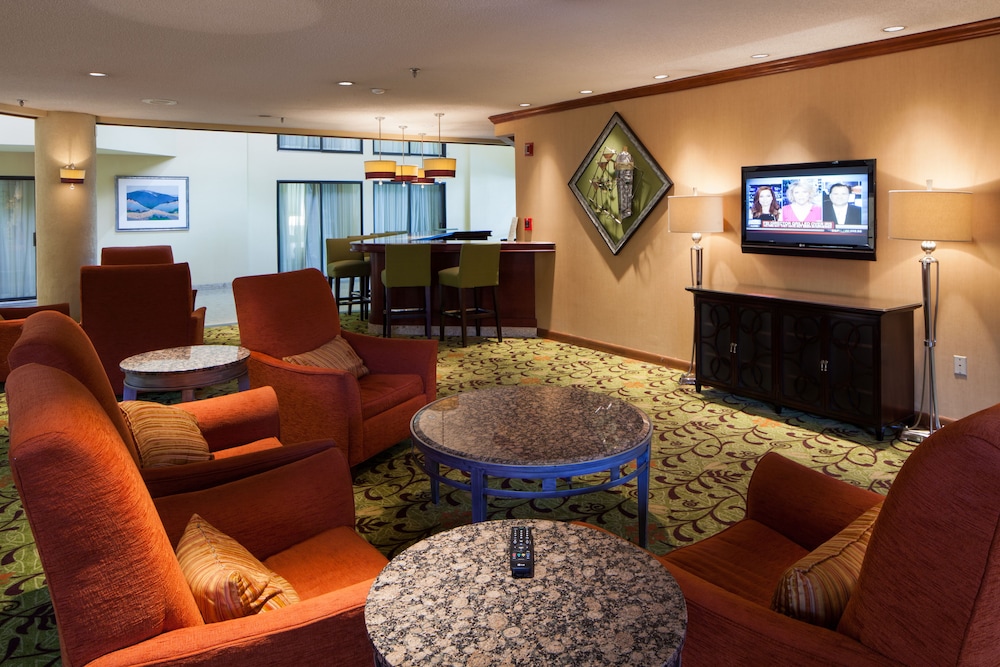 Crowne Plaza Hotel Hickory by IHG - photo 16