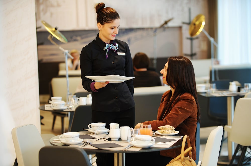 מזון ומשקאות