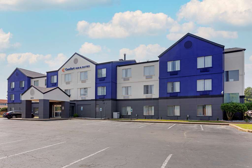 Comfort Inn & Suites Memphis East - photo 3