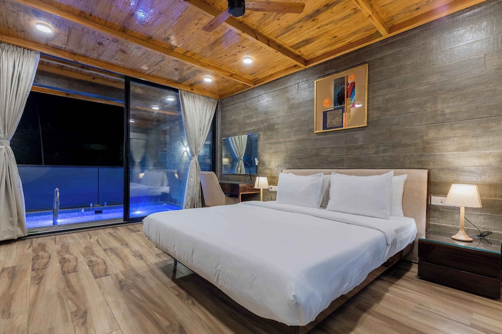 Eco Holiday Resorts in Indore, India