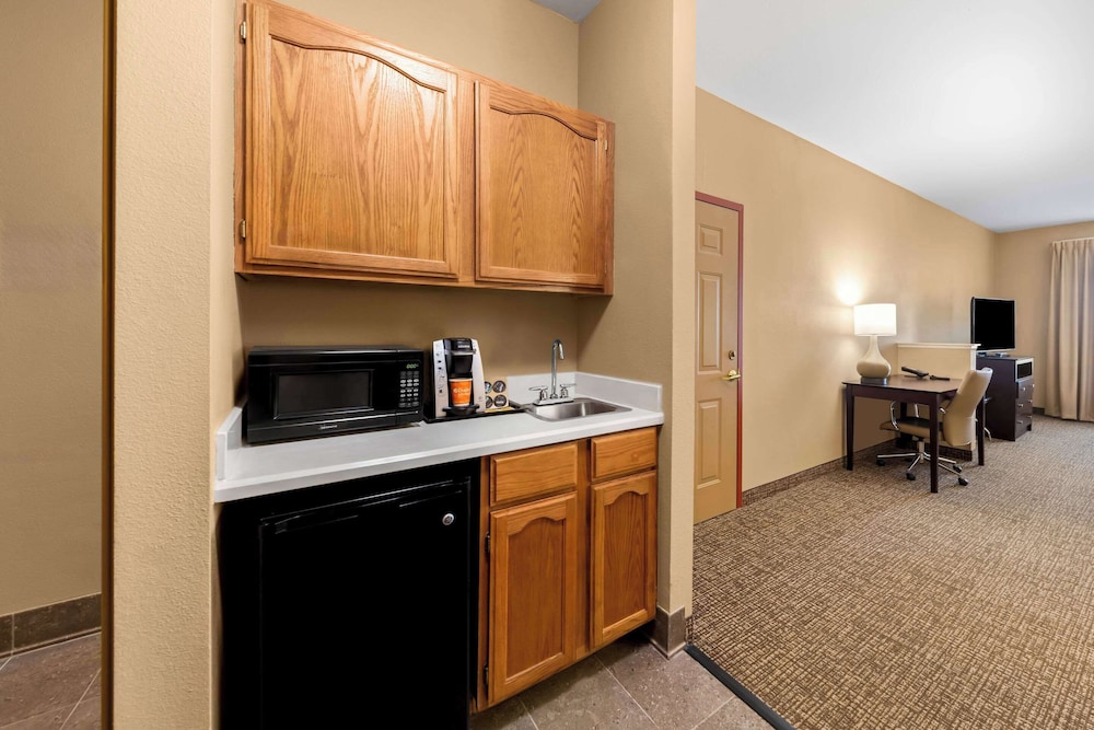 Comfort Suites Roanoke Fort Worth North - photo 12