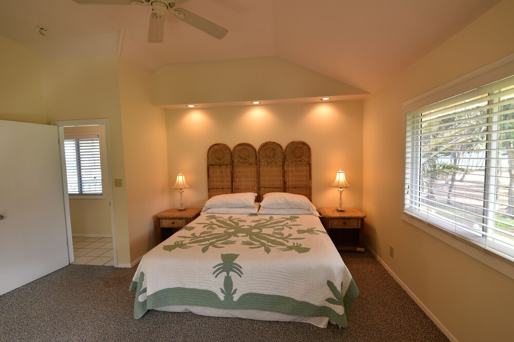 Waimanalo Beach Cottages - photo 2