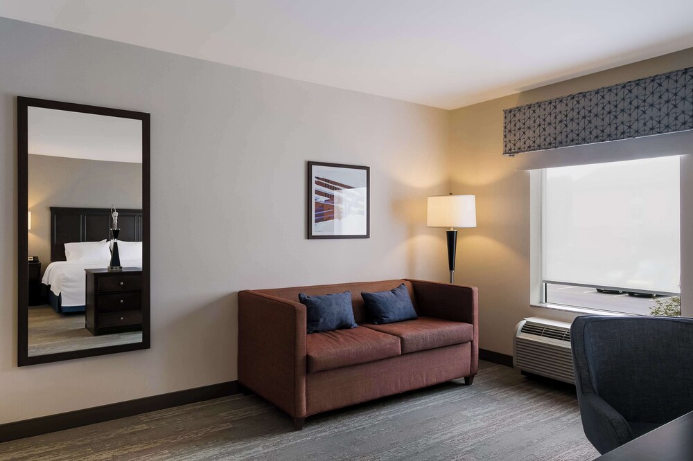 Hampton Inn & Suites Wilmington Christiana - photo 17