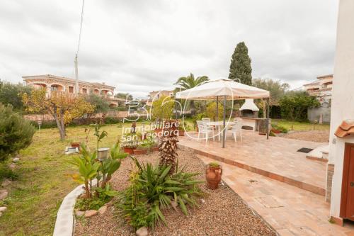 Quadri Lu Mulinu in San Teodoro, Italy