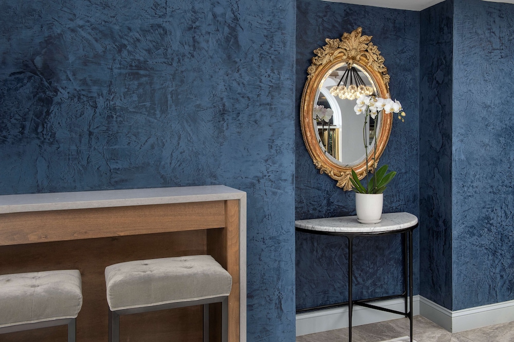 West End Washington DC Tapestry Collection by Hilton - photo 6