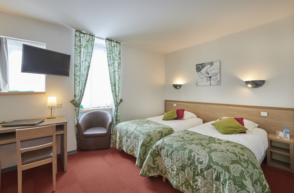 Logis Hotel Du Lac — Huelgoat — photo 4