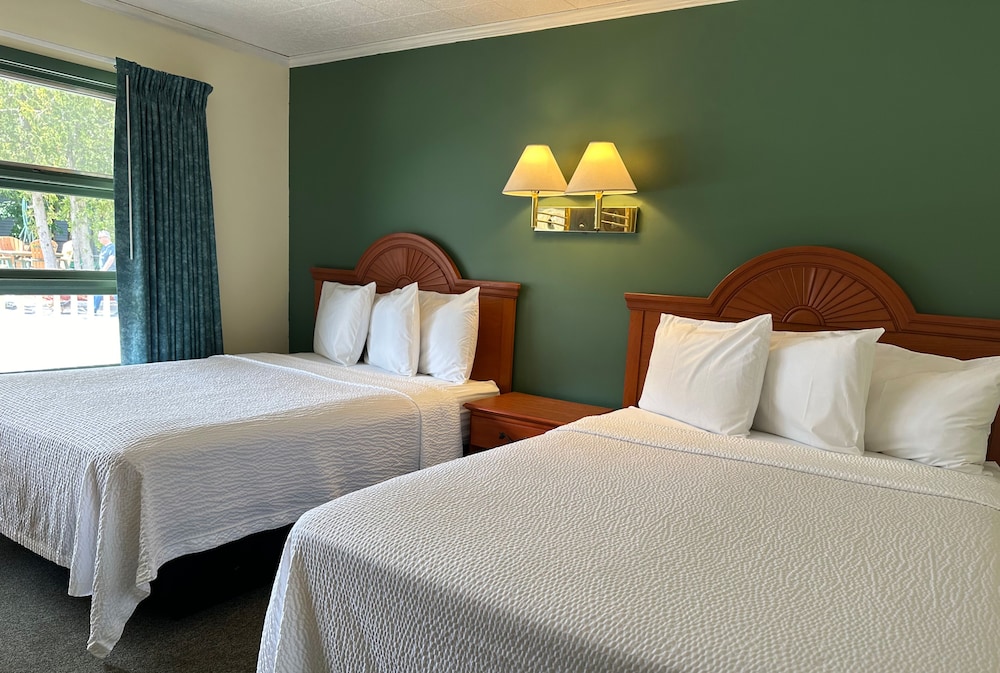 O'Sullivan's On The Lake Motel - photo 5