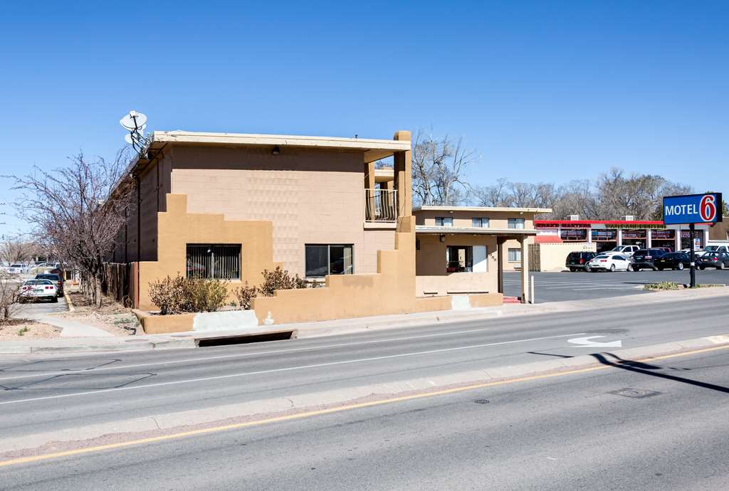 Motel 6 Santa Fe NM Downtown - photo 6