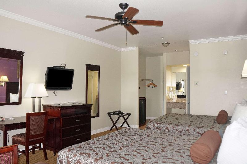 Rodeo Lodge - photo 15