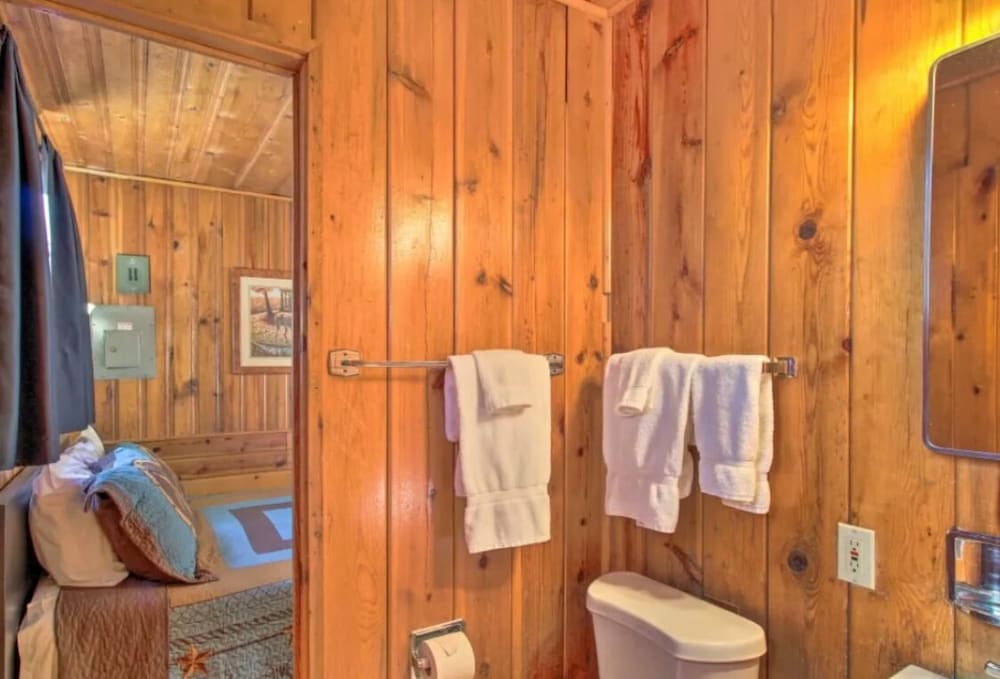 Hidden Rest Cabins & Resort - photo 58