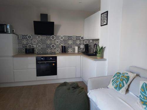 Maisonnette proche mer 4 pers in Courseulles-Sur-Mer, France