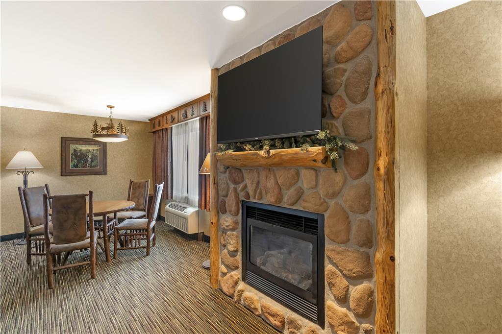 Best Western Plus Kelly Inn & Suites - photo 92