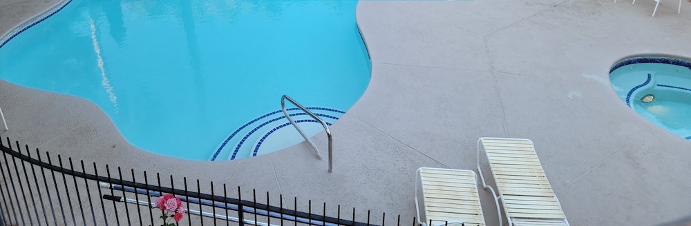 Saddle West Hotel and Casino and RV Park - photo 13