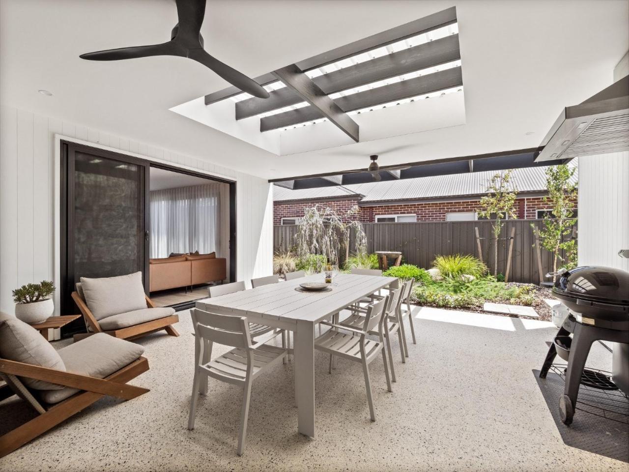 Amila central location with designed spaces — Dunsborough — photo 5