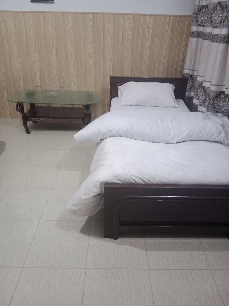 Alyan Continental Guest Hous in Unknown City, Pakistan