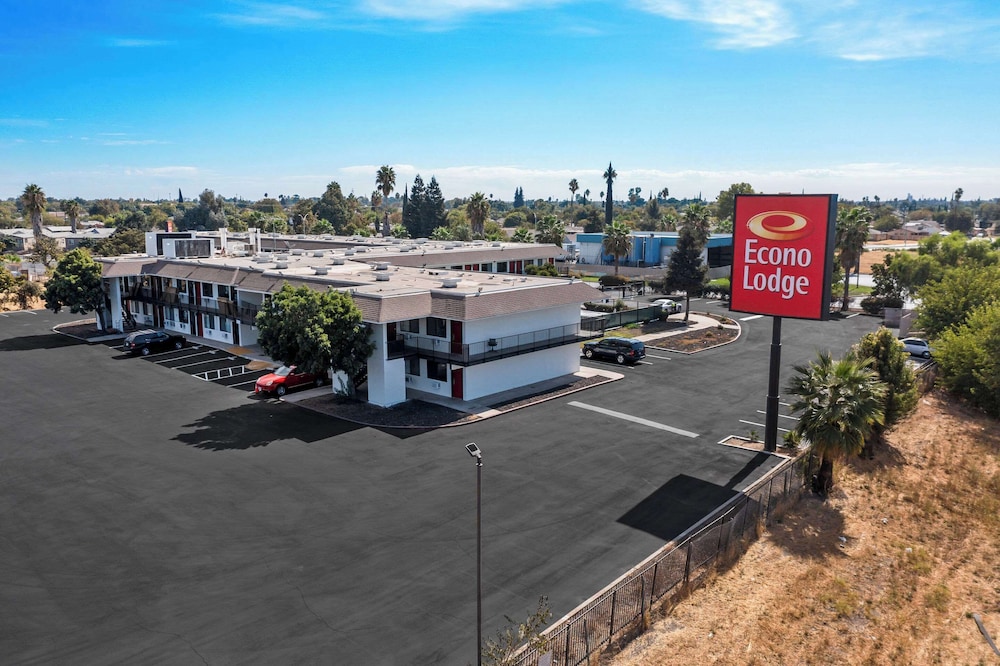 Econo Lodge Stockton near I 5 Fairgrounds - photo 40