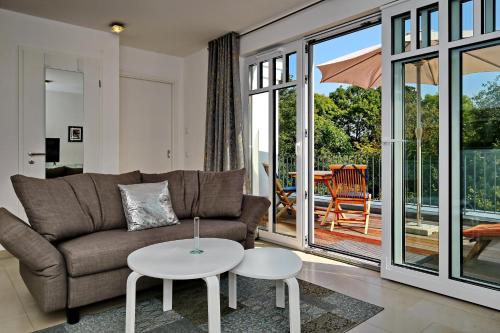 Linden Palais Wohnung 39 — 4-Star Luxury Hotel in Bad Doberan, Germany