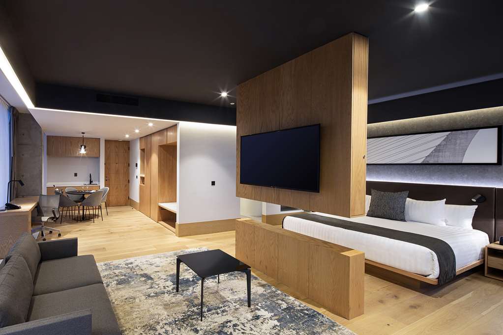 Suite