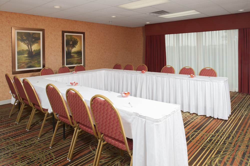 Hampton Inn & Suites Cleveland Southeast Streetsboro - photo 22