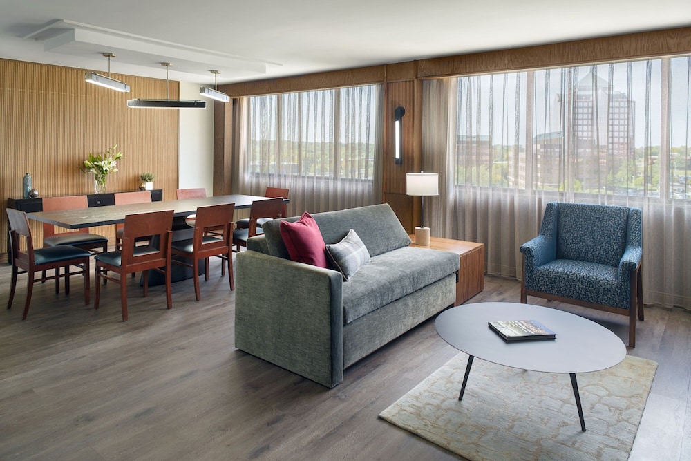 Marriott Kansas City Overland Park - photo 16