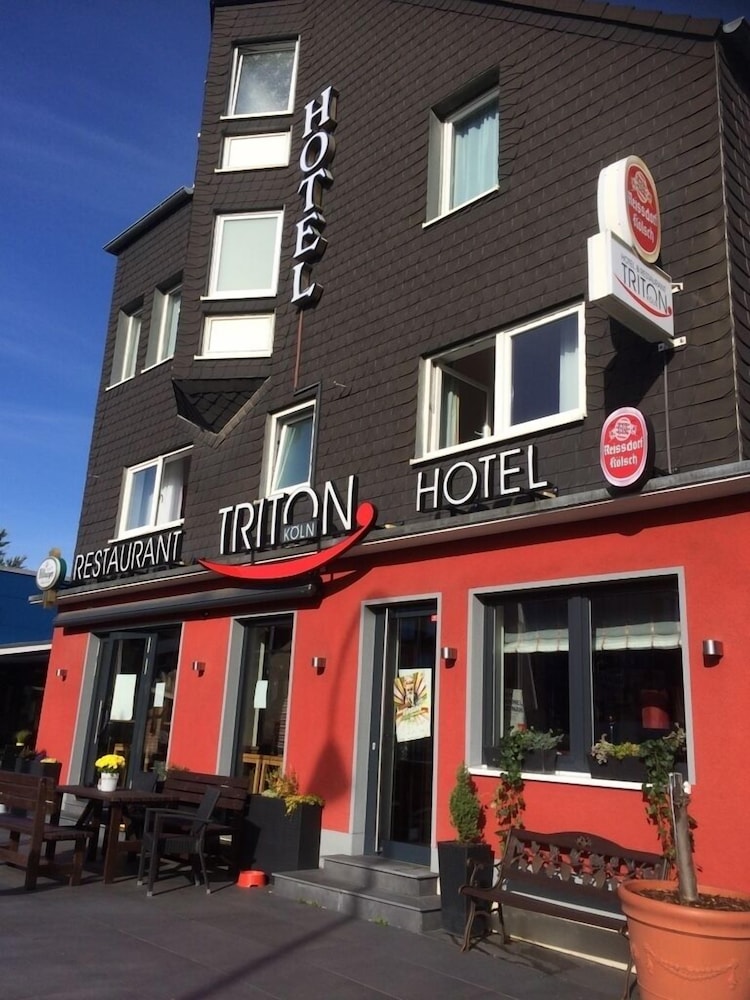 Apartmenthaus Triton in Koeln, Germany